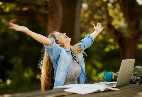 persona feliz
